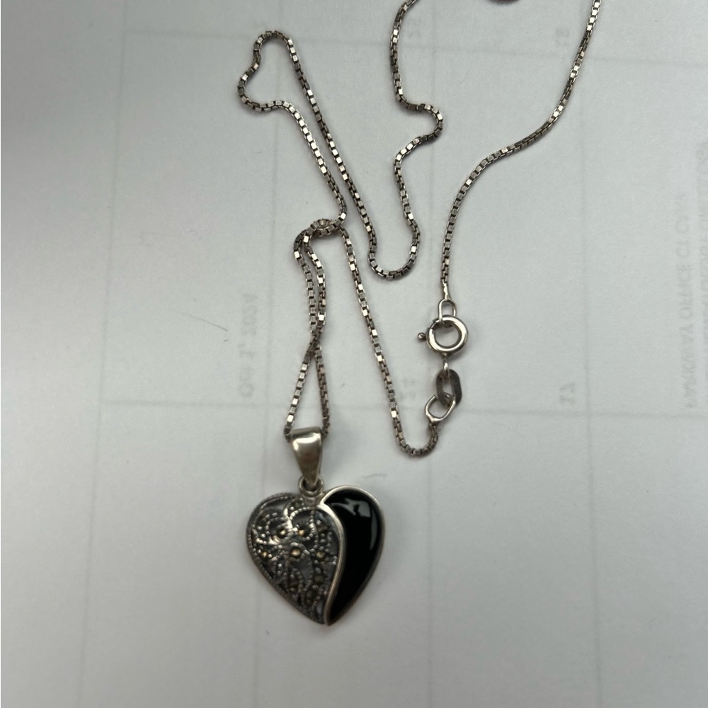 Heart charm Necklace